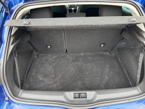 Renault Megane Mégane IV Berline dCi 130 Energy Intens - Photo 18