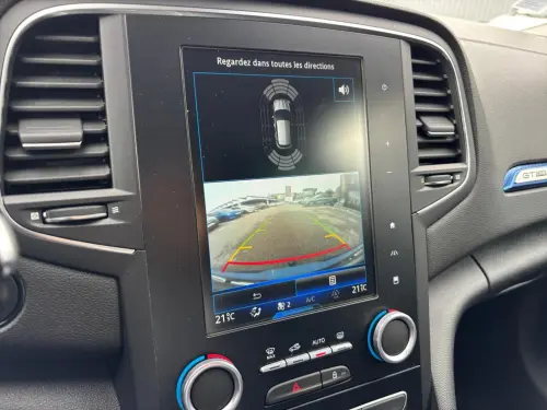 Renault Megane Mégane IV Berline dCi 130 Energy Intens - Photo 20