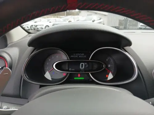 Renault Clio Clio 1.6 Turbo 220 EDC RS Trophy - Photo 13