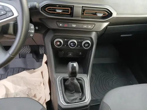 Dacia Jogger Hybrid 140 7 places GSR2 Extreme - Photo 14