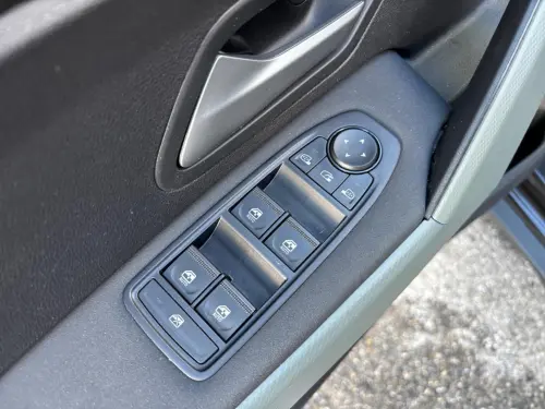 Dacia Duster Hybrid 140 Extreme - Photo 10