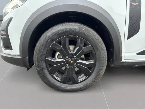 Dacia Sandero ECO-G 100 GSR2 Stepway Extreme - Photo 8