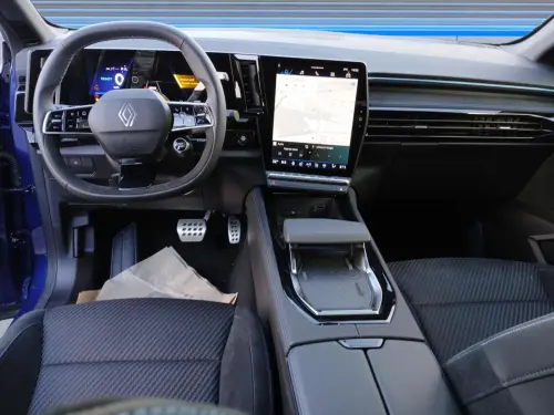 Renault Austral E-Tech full hybrid 200 GSR2 Iconic esprit Alpine - Photo 11