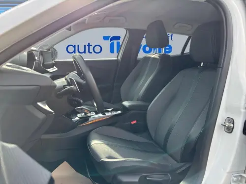 Peugeot 2008 PureTech 130 S&S EAT8 Allure Pack - Photo 9