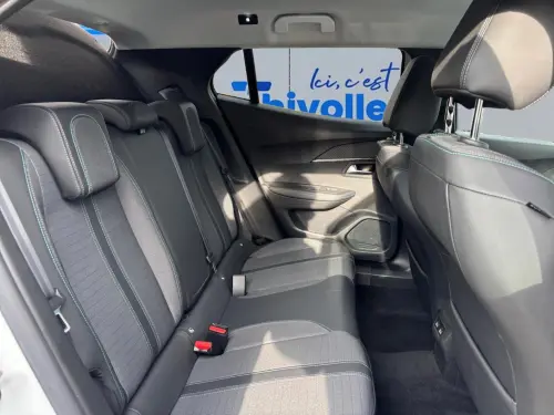 Peugeot 2008 PureTech 130 S&S EAT8 Allure Pack - Photo 17