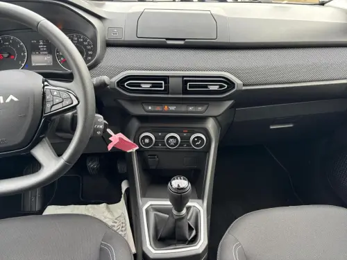 Dacia Sandero ECO-G 100 Expression - Photo 14