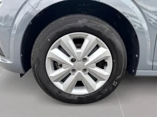 Dacia Sandero ECO-G 100 Expression - Photo 8