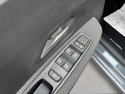 Dacia Sandero ECO-G 100 Expression - Photo 10