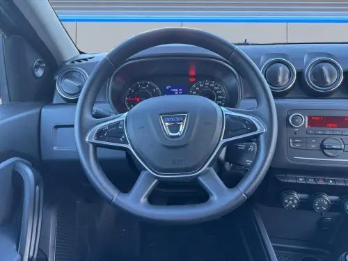 Dacia Duster TCe 90 FAP 4x2 Essentiel - Photo 12