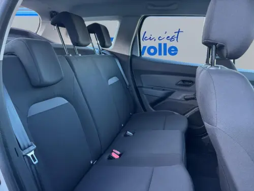 Dacia Duster TCe 90 FAP 4x2 Essentiel - Photo 17