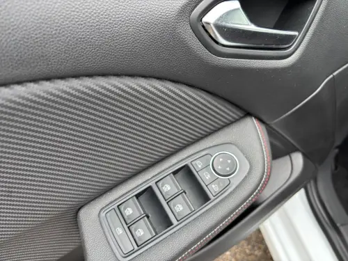 Renault Clio Clio E-Tech 140 - 21N R.S. Line - Photo 10