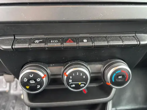 Renault Kangoo BLUE DCI 95 - 22 CONFORT - Photo 20