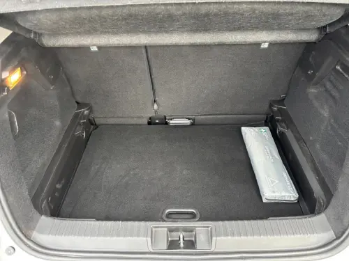 Renault Captur TCe 130 EDC FAP Initiale Paris - Photo 18