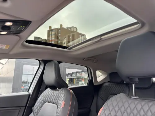 Renault Captur TCe 130 EDC FAP Initiale Paris - Photo 23