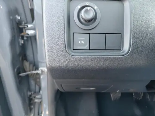 Dacia Duster ECO-G 100 4x2 Expression - Photo 21