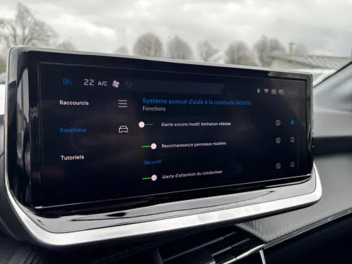 Peugeot 208 208 Electrique 51 kWh 156ch Allure - Photo 23