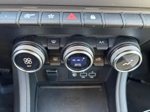 Renault Captur TCe 90 Techno - Photo 21