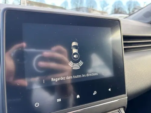 Renault Clio Clio TCe 90 Equilibre - Photo 22