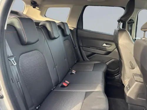 Dacia Duster TCe 150 4x2 EDC Extreme - Photo 17