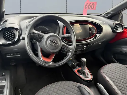 Toyota Aygo Aygo X 1.0 VVT-i 72 S-CVT Design - Photo 11