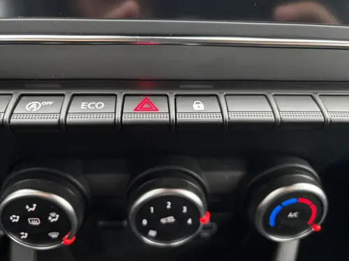 Renault Clio Clio TCe 90 Equilibre - Photo 20