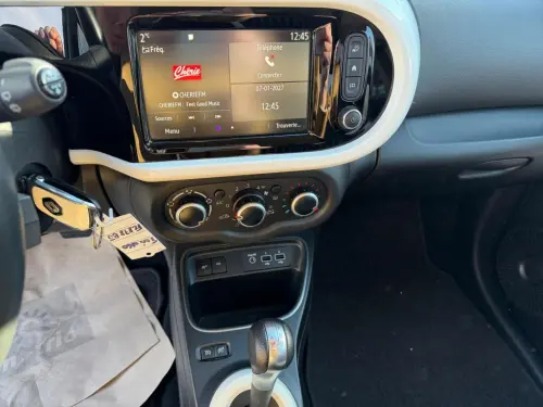 Renault Twingo Twingo III TCe 95 EDC Intens - Photo 14
