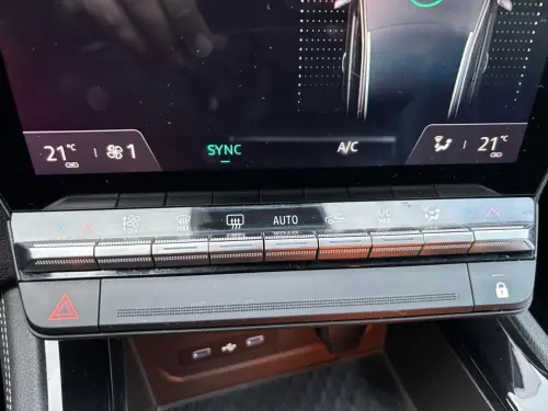 Renault Austral E-Tech hybrid 200 Techno - Photo 22