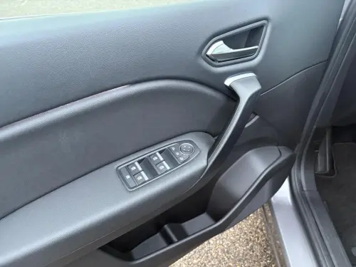 Renault Captur E-Tech 145 - 21 Intens - Photo 10