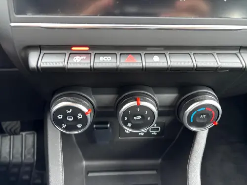 Renault Clio Clio TCe 90 Equilibre - Photo 21