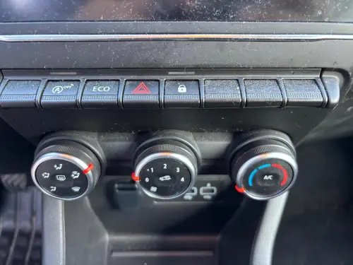 Renault Clio Clio TCe 90 Equilibre - Photo 21