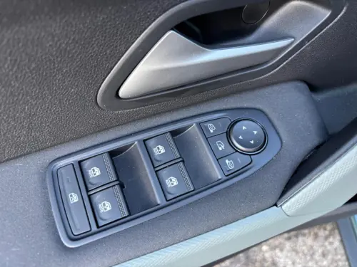 Dacia Duster Hybrid 140 Extreme - Photo 10