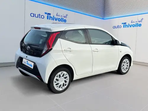 Toyota Aygo Aygo 1.0 VVT-i x-play - Photo 4