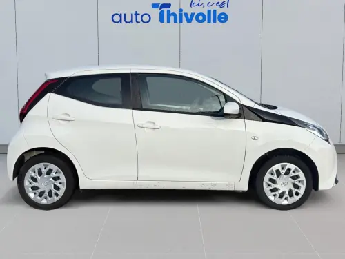 Toyota Aygo Aygo 1.0 VVT-i x-play - Photo 5