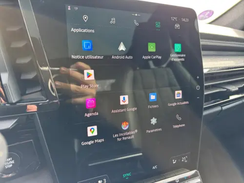 Renault Austral E-Tech hybrid 200 Techno - Photo 19