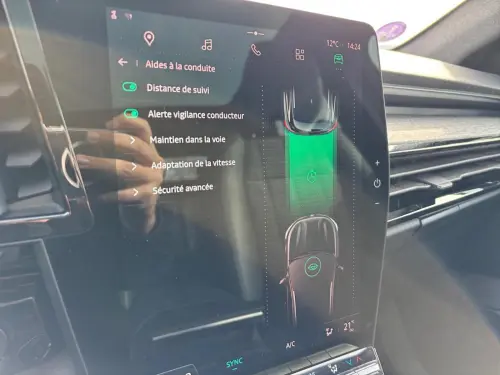 Renault Austral E-Tech hybrid 200 Techno - Photo 22