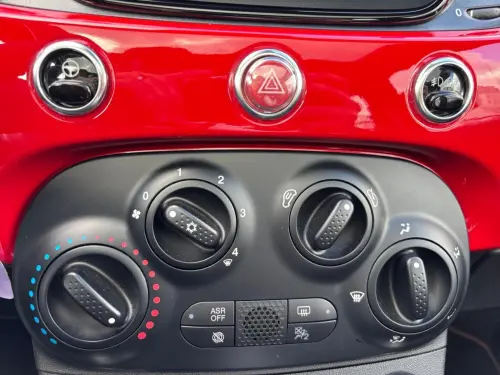 Fiat 500 500 1.0 70 ch Hybride BSG S/S (RED) - Photo 20
