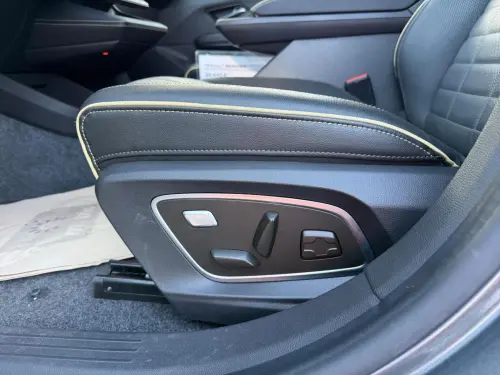 Renault Megane E-Tech Megane E-Tech 220 ch autonomie confort GSR2 Iconic - Photo 16