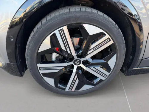 Renault Megane E-Tech Megane E-Tech 220 ch autonomie confort GSR2 Iconic - Photo 8