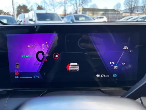 Renault Megane E-Tech Megane E-Tech 220 ch autonomie confort GSR2 Iconic - Photo 13