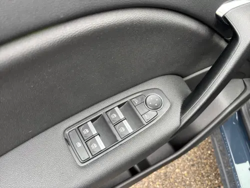 Renault Captur E-Tech full hybrid 145 Techno - Photo 10