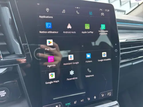 Renault Austral E-Tech hybrid 200 Iconic - Photo 19
