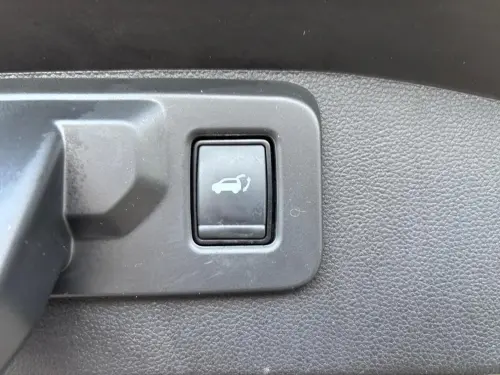 Renault Austral E-Tech hybrid 200 Iconic - Photo 20