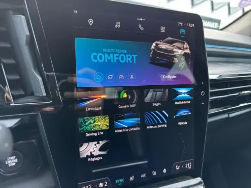 Renault Austral E-Tech hybrid 200 Iconic - Photo 22