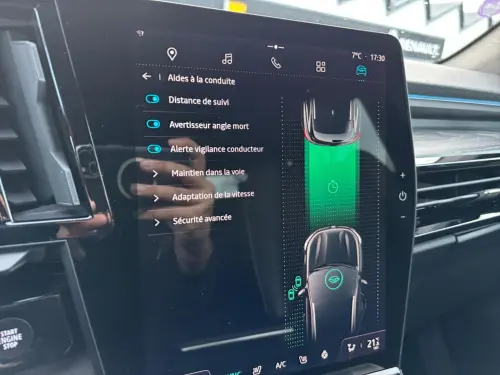 Renault Austral E-Tech hybrid 200 Iconic - Photo 23