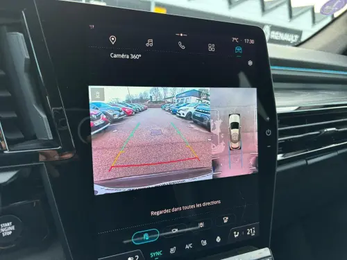 Renault Austral E-Tech hybrid 200 Iconic - Photo 24