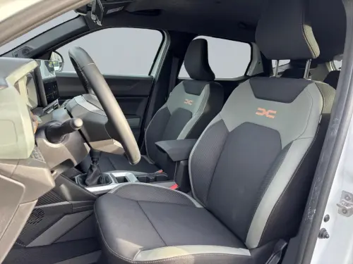 Dacia Duster ECO-G 100 Extreme - Photo 9