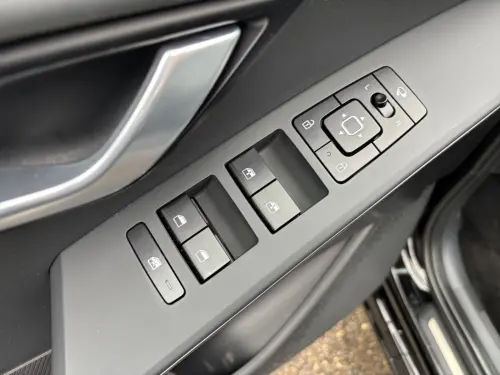 Kia Niro 1.6 GDi 129 ch HEV DCT6 Premium - Photo 10