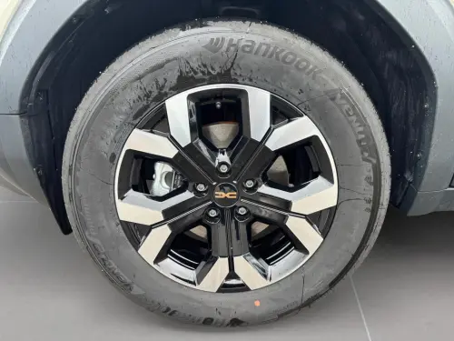 Dacia Duster Hybrid 140 Extreme - Photo 8