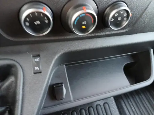 Renault Master MASTER FGN TRAC F3300 L2H2 DCI 135 GRAND CONFORT - Photo 19