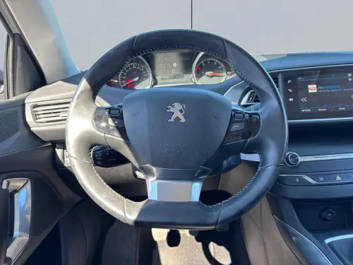 Peugeot 308 PureTech 130ch S&S BVM6 Allure - Photo 12